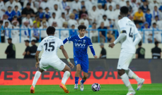 دوري روشن السعودي: الهلال يضرب بثلاثية وخسارة الشباب