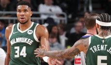 انتيتوكمبو يسجل اكبر عدد من النقاط في مباريات NBA فجر اليوم