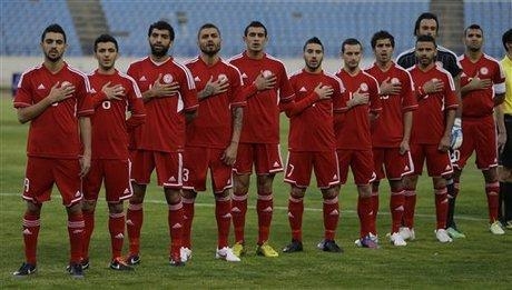 شهادات عن رواتب لاعبي كرة القدم في لبنان وواقع الفرق الحالي