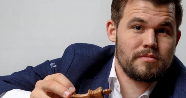 Chess champion accused his American opponent of cheating