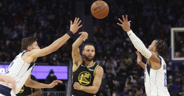 NBA: Warriors beat Mavericks in Game 1 of Western Series Finals