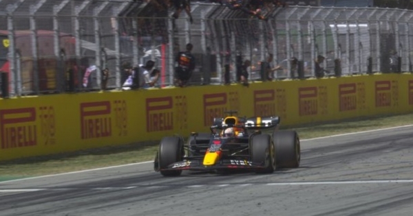 Verstappen took advantage of Leclerc’s sudden departure and won the Spanish Grand Prix.