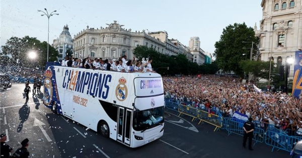 Real Madrid defend fans and demand answers after chaos at Stade de France