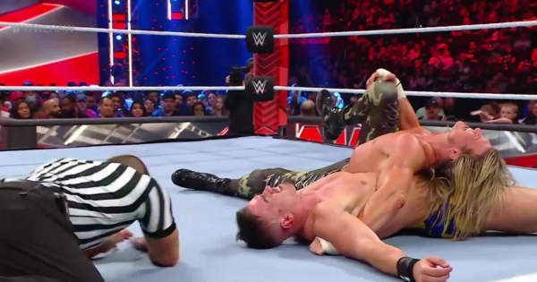 RAW: Theory defeats Dolph Ziggler and imposes itself again