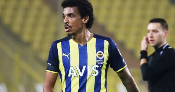 Al Nasr has signed a contract with the Brazilian Luis Gustavo