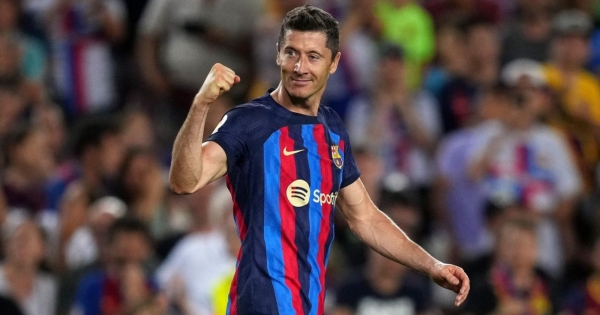 Former Barcelona star praises Lewandowski