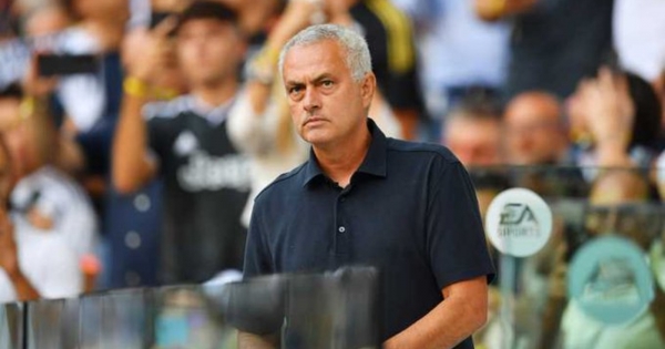 Mourinho: I scolded the players during two halves and asked my assistants to pray