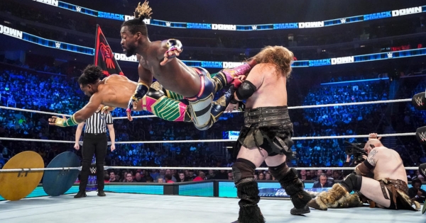 SmackDown Show: Vikings Defeat New Day as McIntyre Attacks Reigns