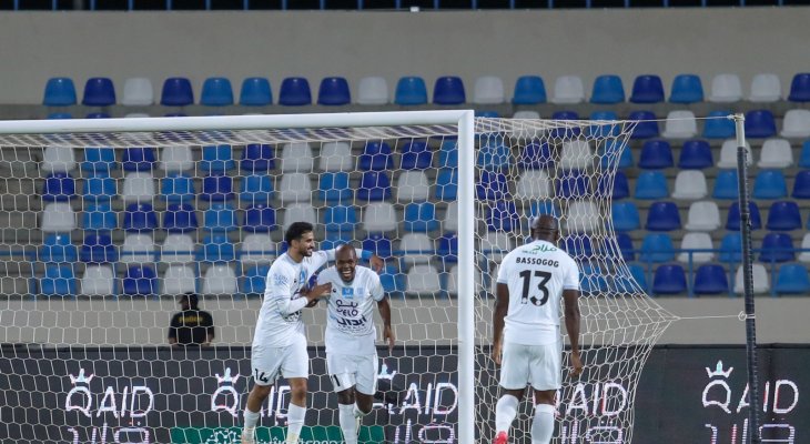 دوري روشن السعودي: تعادل بين الشباب والأخدود