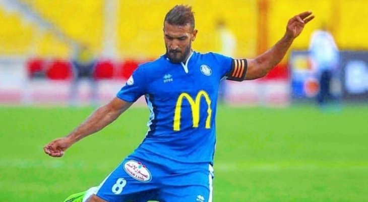 لاعب الأهلي السابق يعتزل كرة القدم ..ويتجه للتدريب