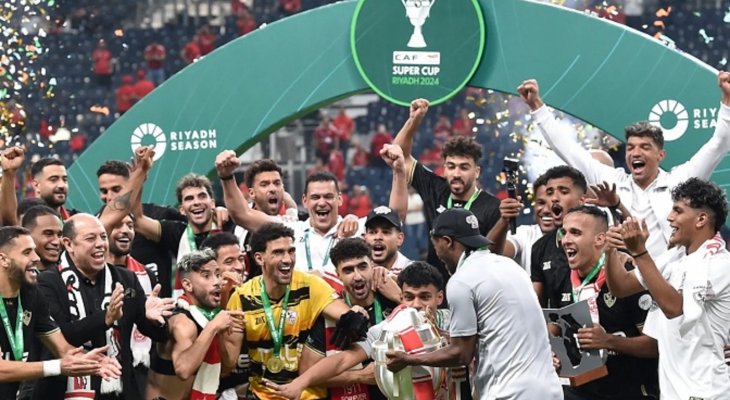 رئيس الزمالك يوجه رسالة  لجماهيرهم بعد التتويج بلقب السوبر الافريقي