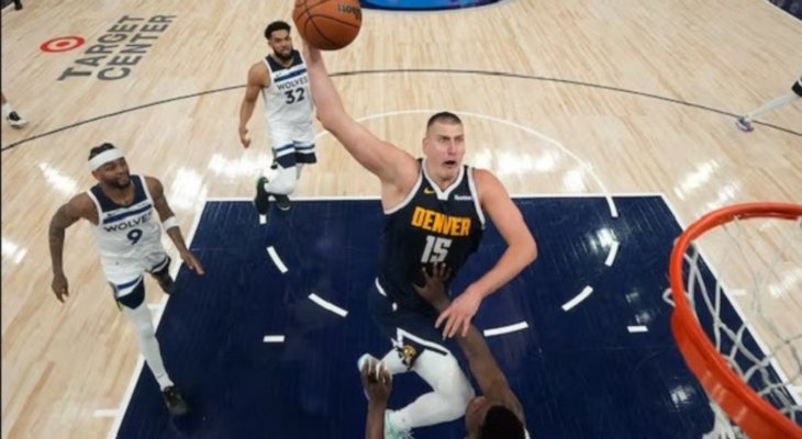 NBA:دنفر ناغيتس وانديانا بيسرز يعادلان سلسلة نصف النهائي