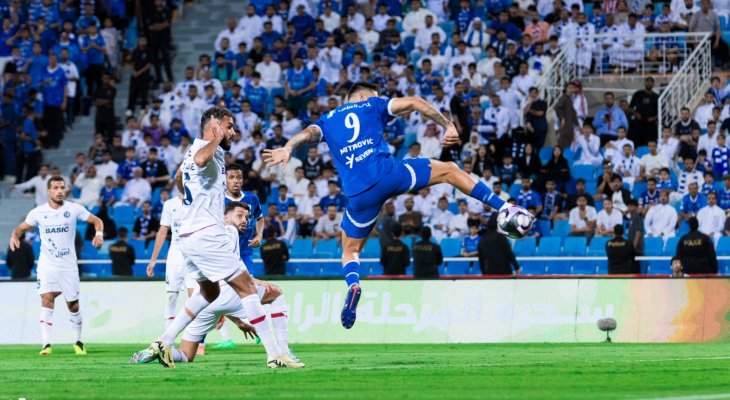 الدوري السعودي: فوز مثير للهلال أمام ضمك يرفعه للصدارة