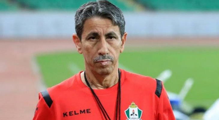 منتخب عمان يُعيّن رشيد جابر