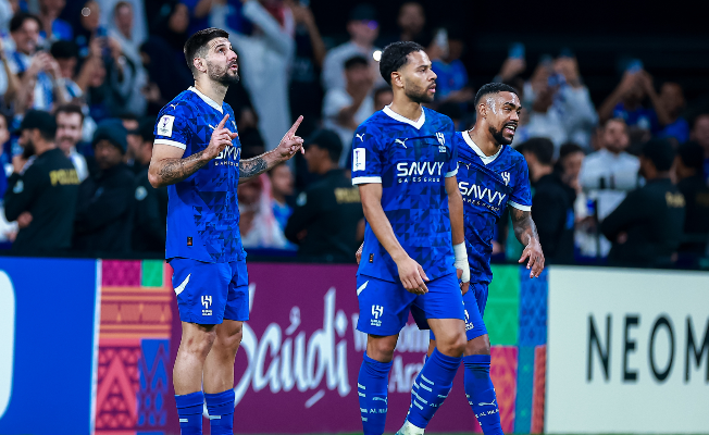 دوري ابطال اسيا للنخبة: هاتريك ميتروفيتش يقود الهلال للفوز امام استقلال طهران