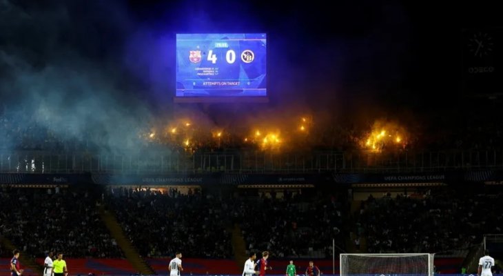 برشلونة يُغلق جزءًا من مدرجاته بسبب شغب جماهيري