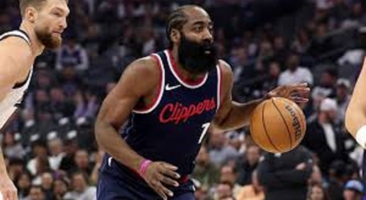 جايمس هاردن يعادل راي الان ب 2973 ثلاثية في NBA